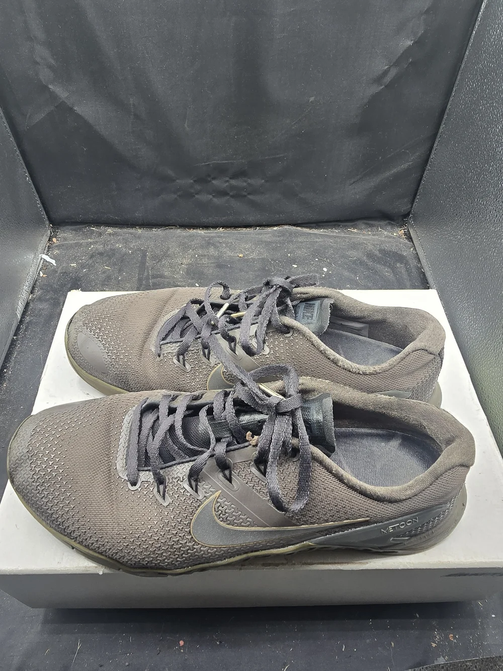 Nike lightweight knit